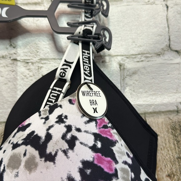 HURLEY - 2 Pack of bras - Picture 3 of 4